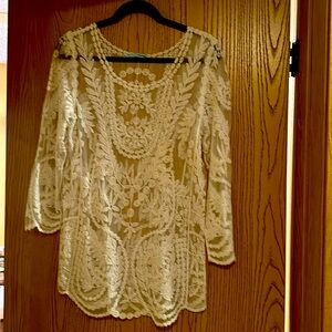 Maurice’s large lace shirt